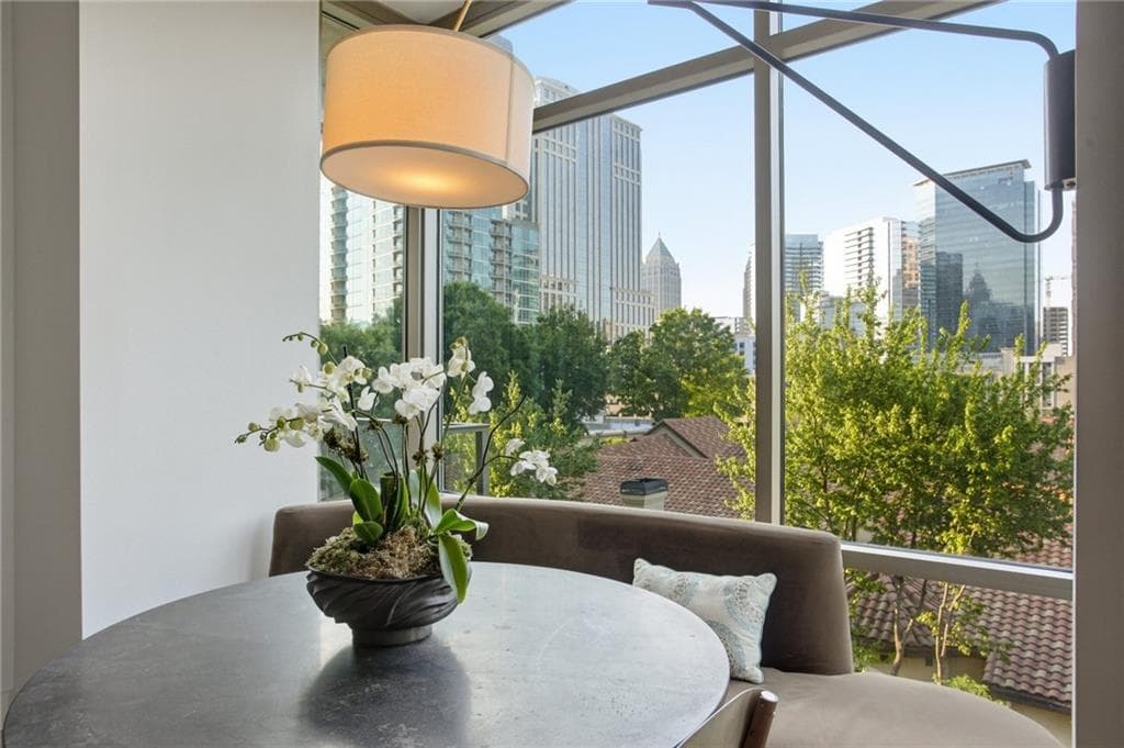 2 bedroom, 2 bathroom, 1,285 sq ft condominium for rent at 905 Juniper Street 516, Atlanta, GA 30309 for $4,500 a month — photo 10