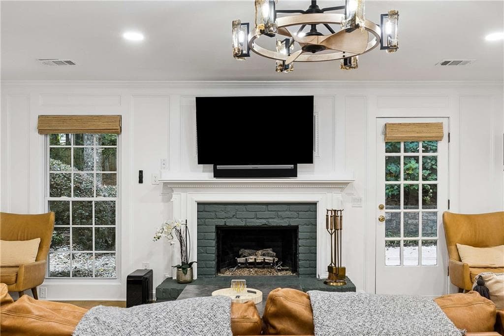 4 bedroom, 4 bathroom, 2,916 sq ft single family residence under contract at 2658 Chimney Springs Drive, Marietta, GA 30062 — photo 10