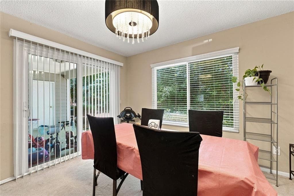 2 bedroom, 2 bathroom, 1,404 sq ft condominium for sale at 27 Little Silver Court, Smyrna, GA 30080 — photo 8