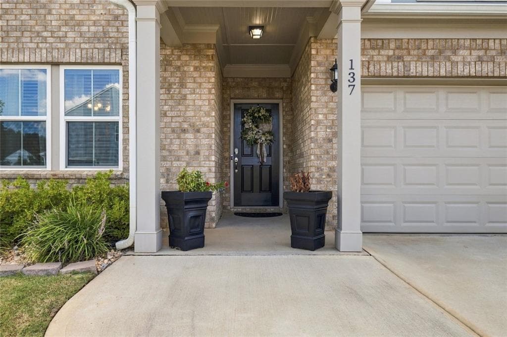 3 bedroom, 3 bathroom, 3,732 sq ft single family residence for sale at 137 Poppy Street, Mcdonough, GA 30253 — photo 4