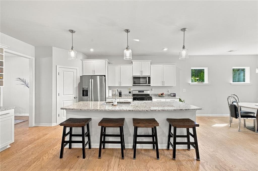3 bedroom, 3 bathroom, 3,732 sq ft single family residence for sale at 137 Poppy Street, Mcdonough, GA 30253 — photo 9