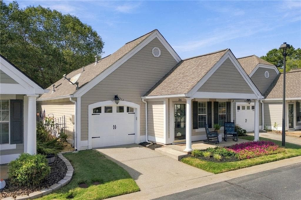 3 bedroom, 2 bathroom, 1,328 sq ft single family residence for sale at 204 Rose Cottage Drive, Woodstock, GA 30189 — photo 2