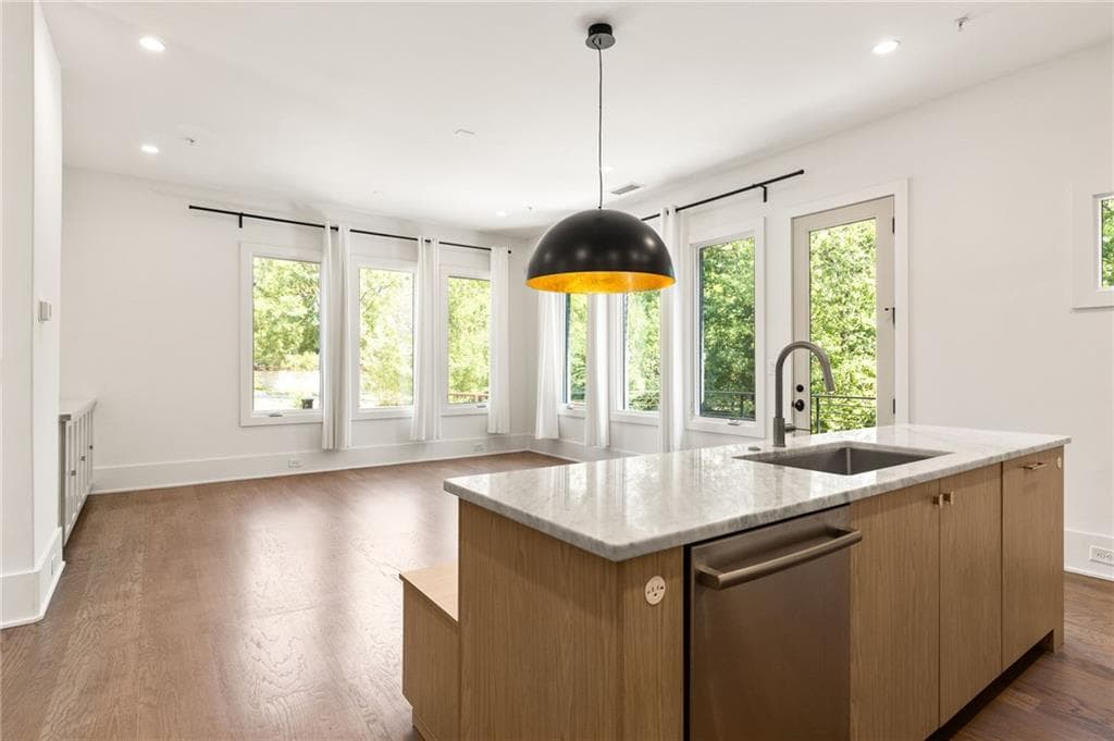 3 bedroom, 4 bathroom, 2,436 sq ft townhouse for sale at 10630 Serenbe Lane, Chattahoochee Hills, GA 30268 — photo 8