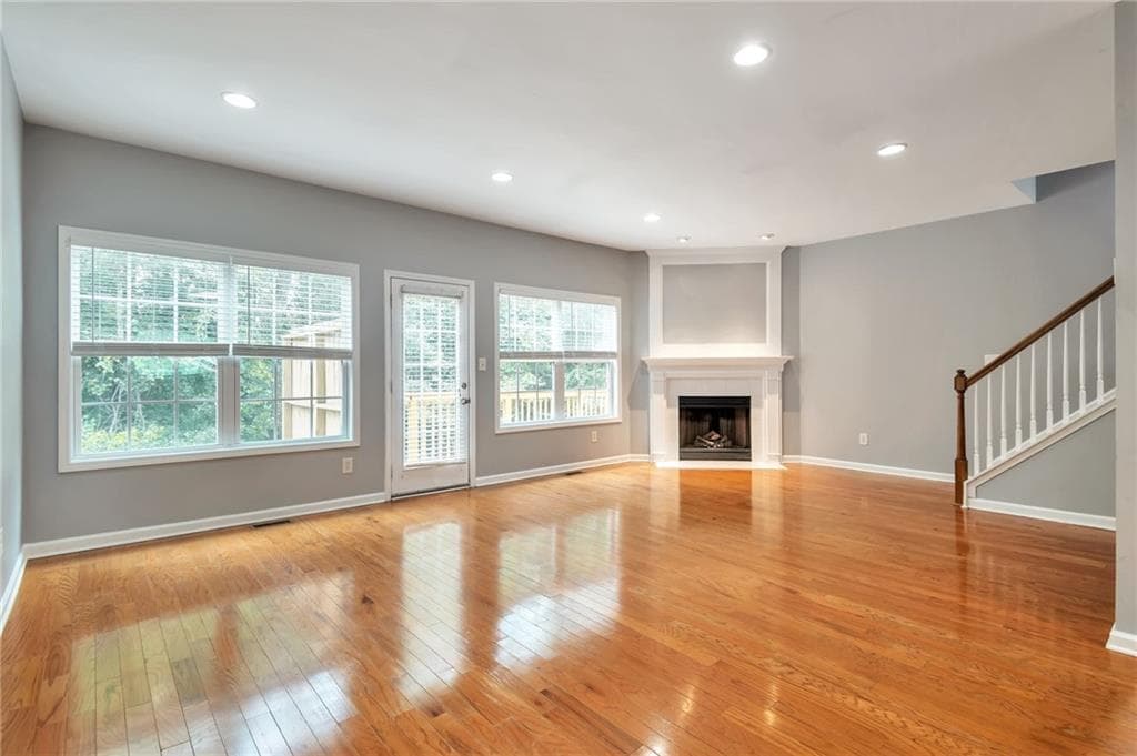 4 bedroom, 5 bathroom, 2,452 sq ft single family residence for sale at 2279 Spin Drift Way, Lawrenceville, GA 30043 — photo 3