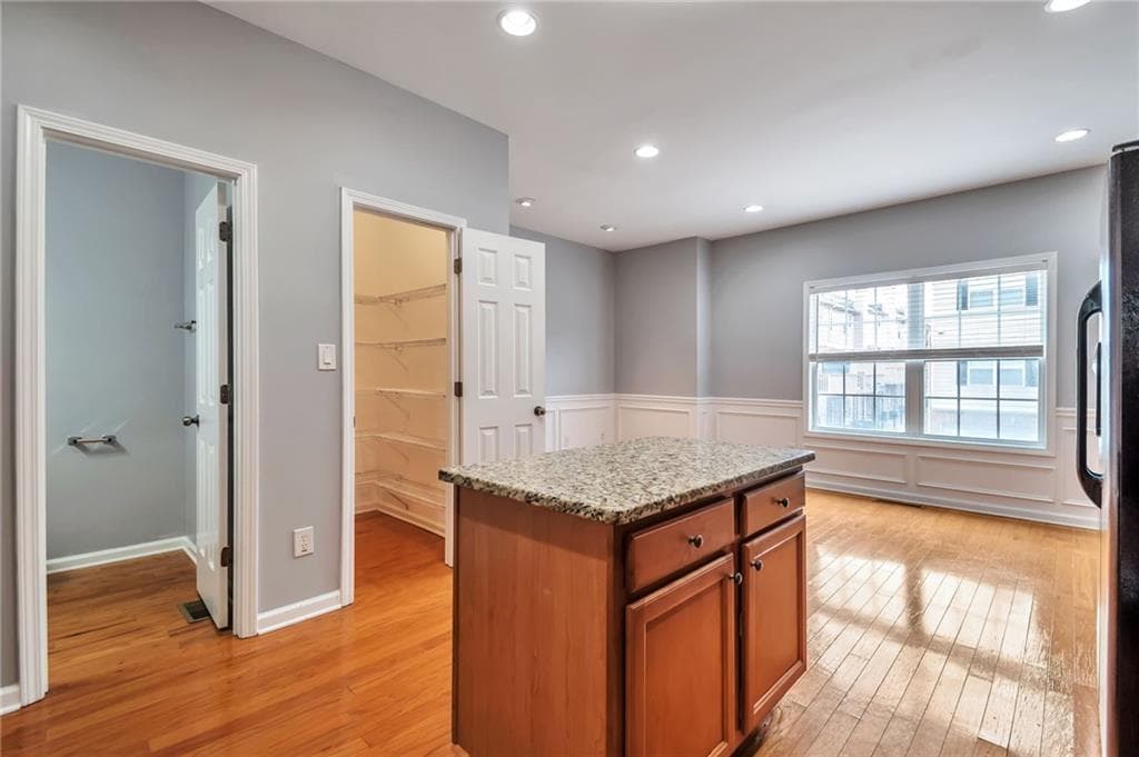 4 bedroom, 5 bathroom, 2,452 sq ft single family residence for sale at 2279 Spin Drift Way, Lawrenceville, GA 30043 — photo 7
