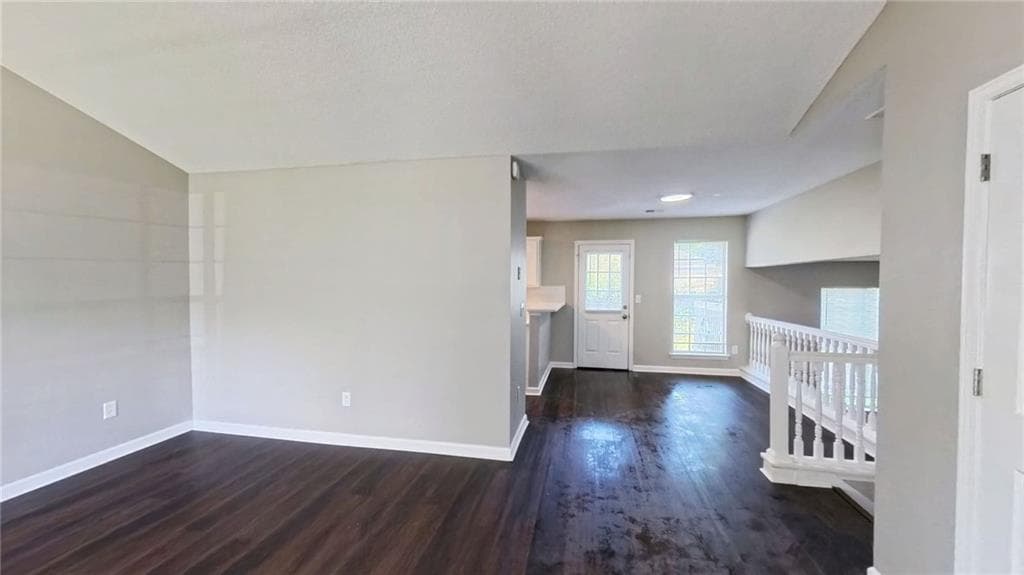 3 bedroom, 3 bathroom, 1,715 sq ft single family residence for sale at 3328 Waggoner Place, Rex, GA 30273 — photo 3