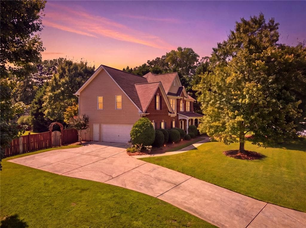 4 bedroom, 3 bathroom, 2,672 sq ft single family residence for sale at 2010 Carithers Drive, Marietta, GA 30064 — photo 10