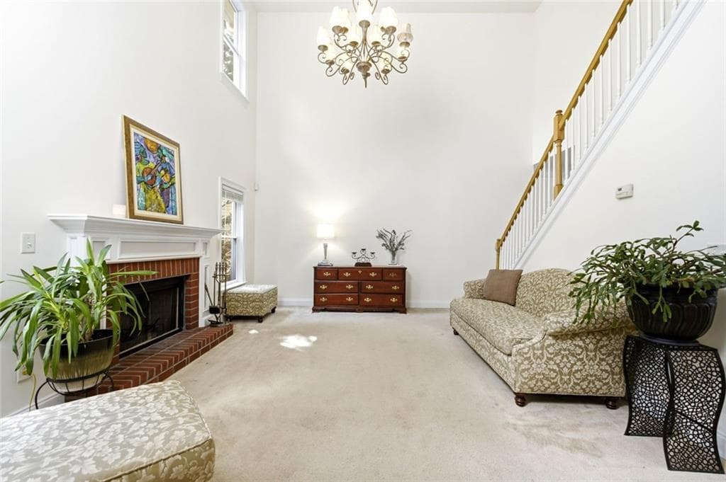 4 bedroom, 3 bathroom, 2,672 sq ft single family residence for sale at 2010 Carithers Drive, Marietta, GA 30064 — photo 5