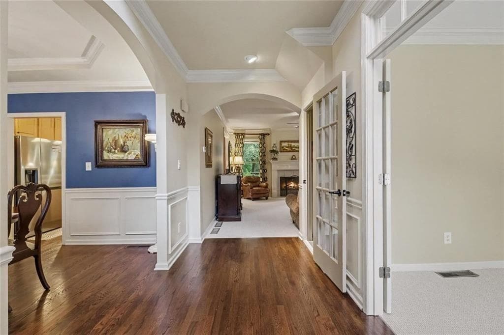 5 bedroom, 4 bathroom, 4,802 sq ft single family residence for sale at 669 Grand Folia Court, Sugar Hill, GA 30518 — photo 4