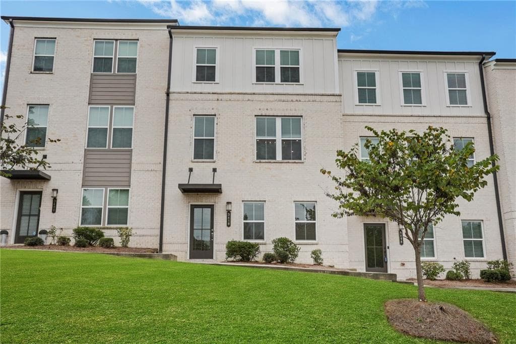 3 bedroom, 4 bathroom, 2,161 sq ft townhouse for sale at 3410 Hardy Street, Duluth, GA 30096