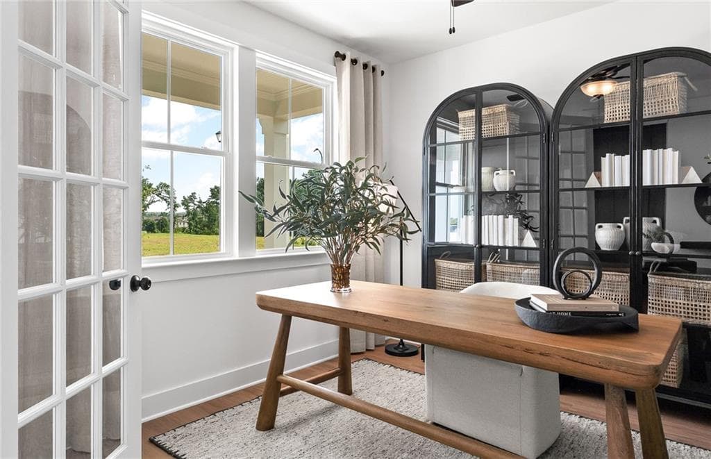 5 bedroom, 3 bathroom, 2,683 sq ft single family residence for sale at 264 Kilmington Court, Mcdonough, GA 30253 — photo 3