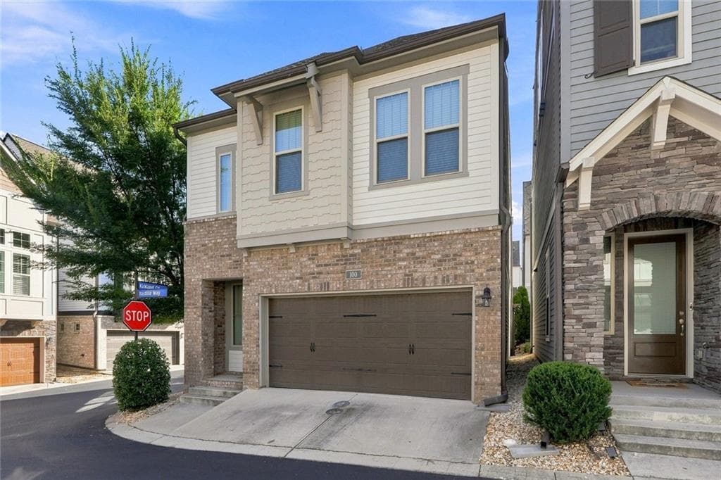 3 bedroom, 3 bathroom, 1,937 sq ft single family residence for sale at 100 Bastille Way, Smyrna, GA 30080
