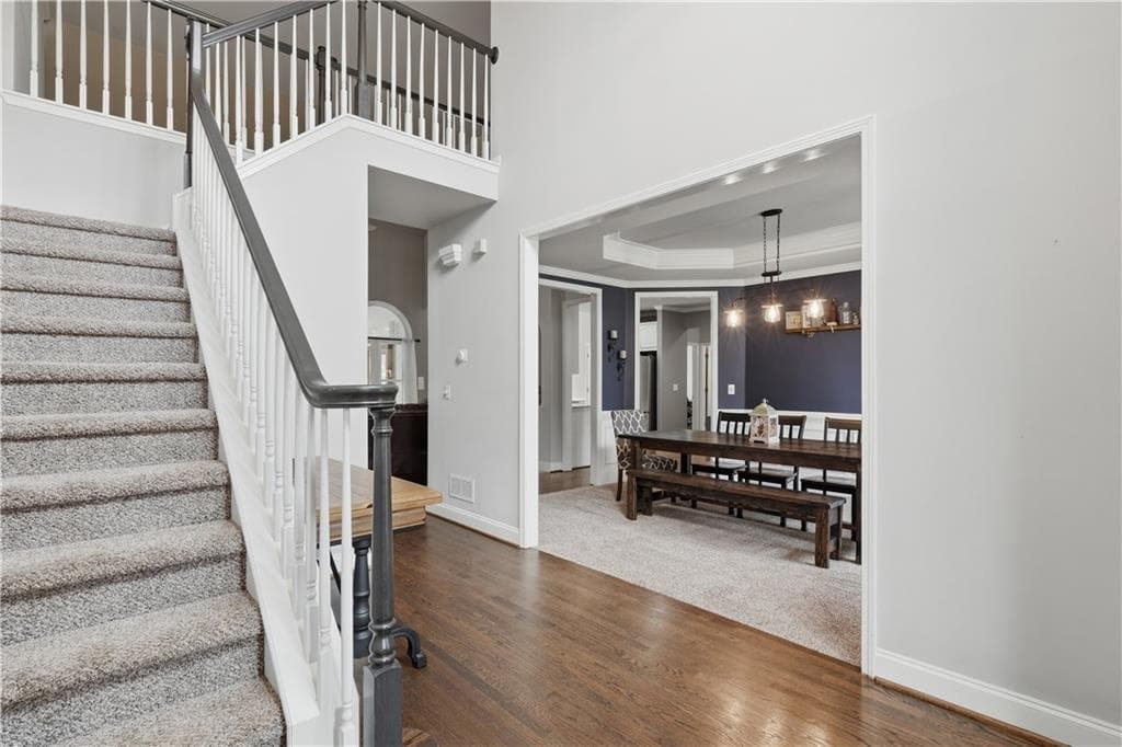 5 bedroom, 3 bathroom, 2,784 sq ft single family residence for sale at 5425 Avonshire Lane, Cumming, GA 30040 — photo 6
