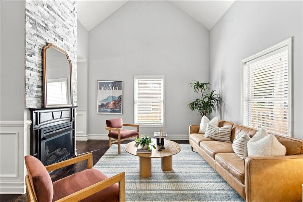 3 bedroom, 2 bathroom, 1,456 sq ft single family residence for sale at 743 Bonnie Brae Avenue, Atlanta, GA 30310 — photo 6