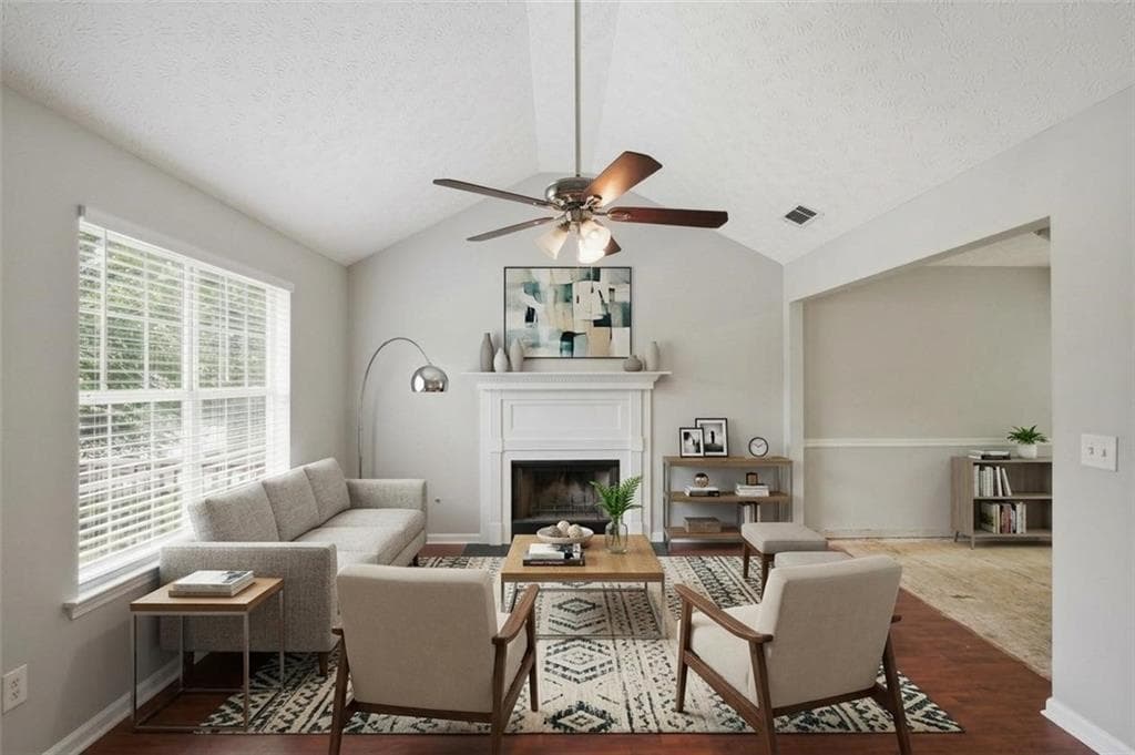3 bedroom, 2 bathroom, 1,483 sq ft single family residence for sale at 222 Brenda Ellen Drive, Newnan, GA 30265 — photo 2