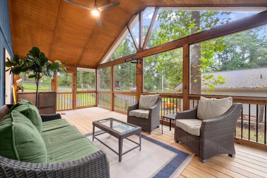 2 bedroom, 2 bathroom, 924 sq ft single family residence for sale at 4035 Hawk Street, Cumming, GA 30041 — photo 4