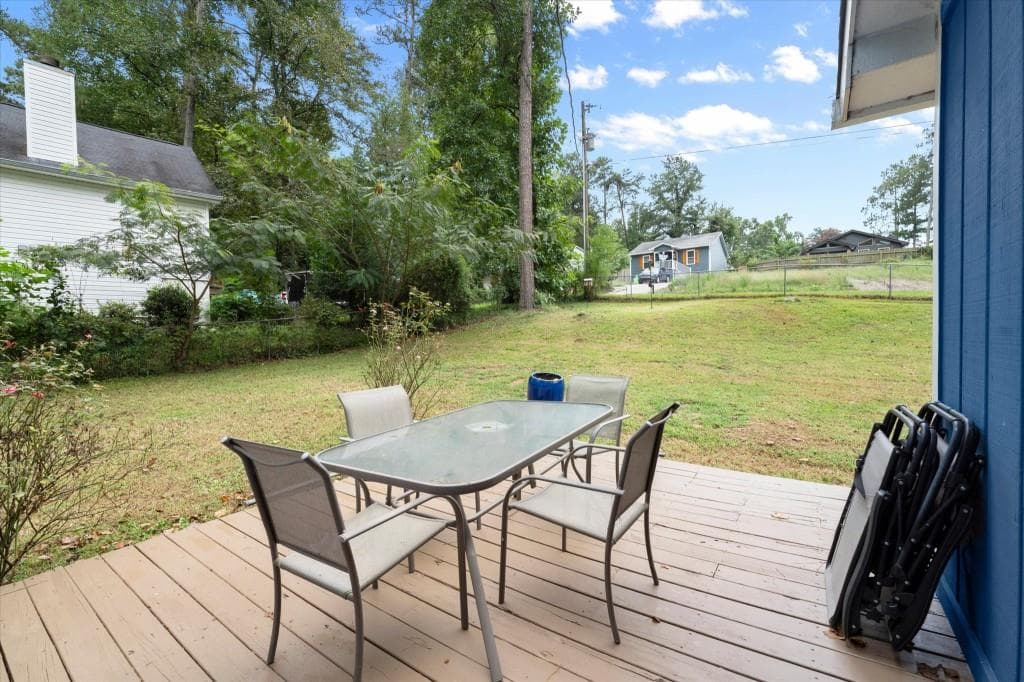 2 bedroom, 2 bathroom, 924 sq ft single family residence for sale at 4035 Hawk Street, Cumming, GA 30041 — photo 8