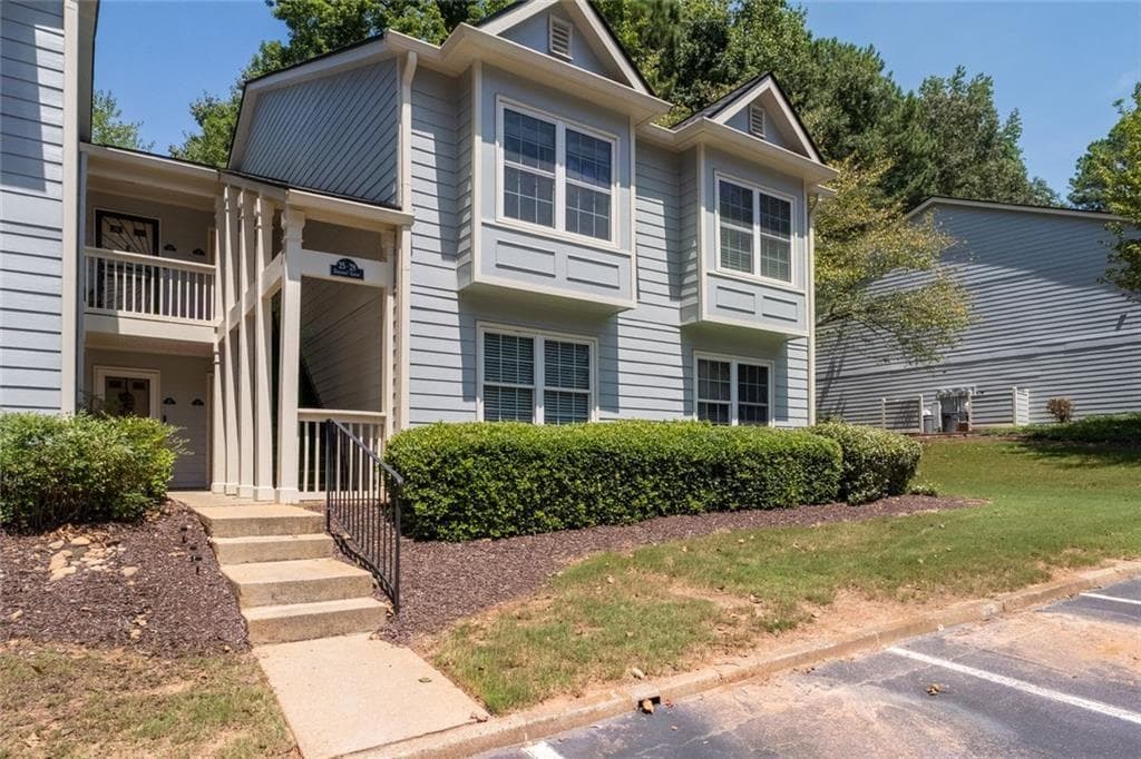 2 bedroom, 2 bathroom, 1,404 sq ft condominium for sale at 27 Doranne Court 27, Smyrna, GA 30080 — photo 4