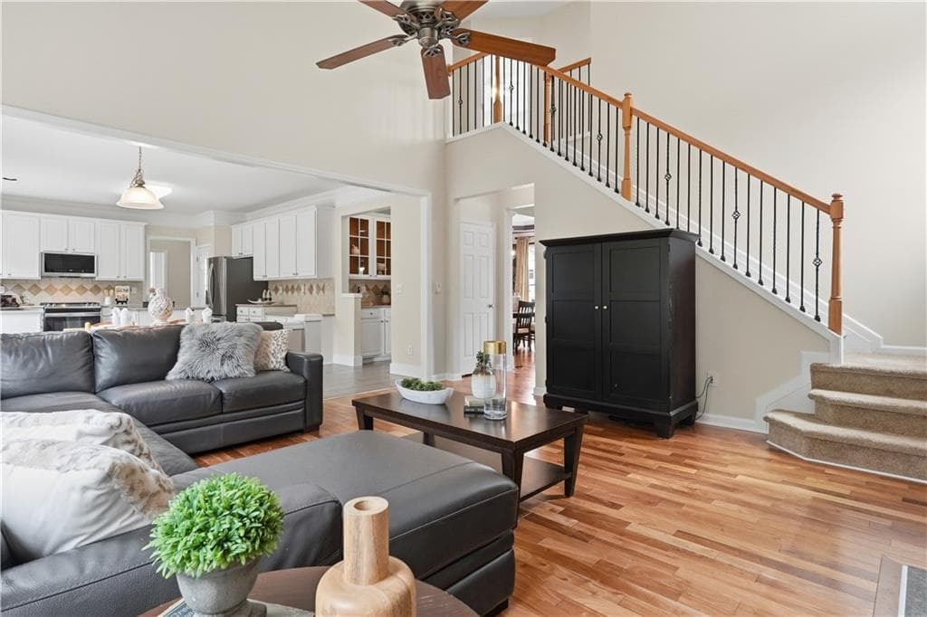 5 bedroom, 4 bathroom, 3,253 sq ft single family residence for sale at 3585 Davyne Bend, Cumming, GA 30040 — photo 6
