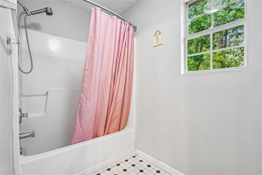 4 bedroom, 3 bathroom, 1,500 sq ft single family residence for sale at 541 Melrose Drive, Forest Park, GA 30297 — photo 9