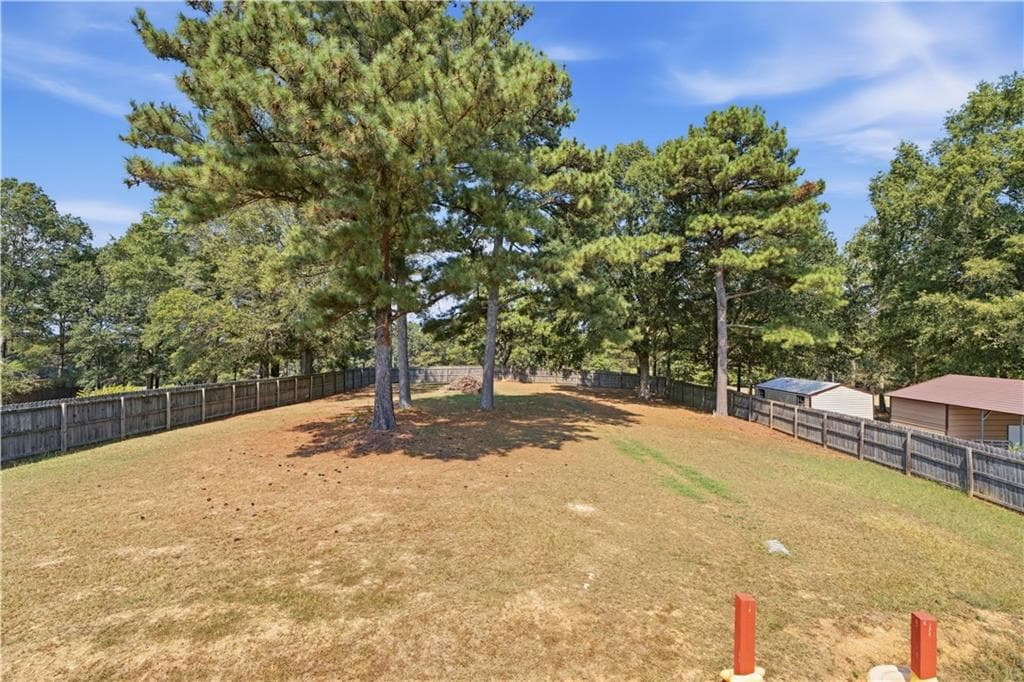 5 bedroom, 3 bathroom, 2,472 sq ft single family residence for sale at 50 Ferguson Drive, Euharlee, GA 30145 — photo 2