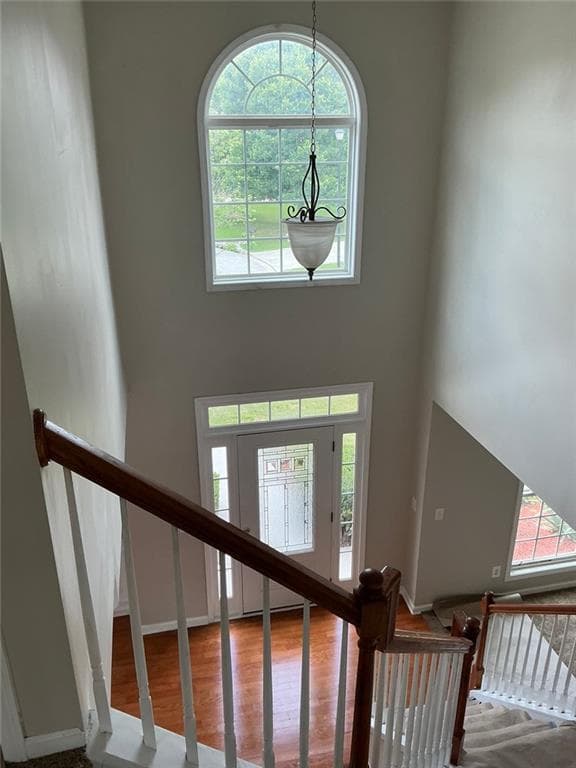 5 bedroom, 3 bathroom, 2,807 sq ft single family residence for sale at 2294 Willow Shade Court, Loganville, GA 30052 — photo 2