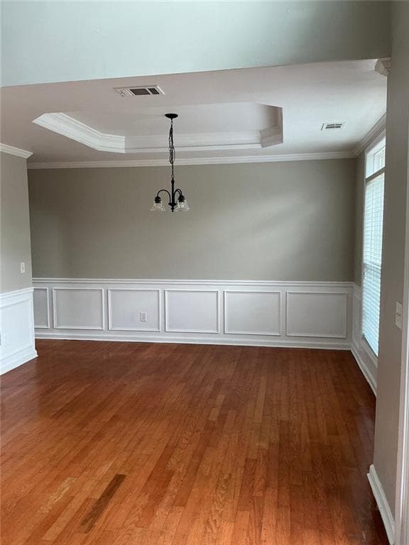 5 bedroom, 3 bathroom, 2,807 sq ft single family residence for sale at 2294 Willow Shade Court, Loganville, GA 30052 — photo 5