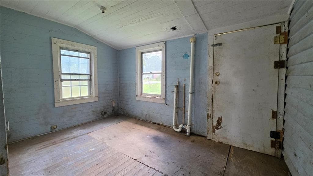2 bedroom, 1 bathroom, 898 sq ft single family residence for sale at 101 Smith Road, Newnan, GA 30263 — photo 9