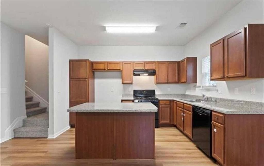 3 bedroom, 3 bathroom, 1,535 sq ft townhouse for rent at 1251 Rockfield Circle, Norcross, GA 30093 for $2,500 a month — photo 3