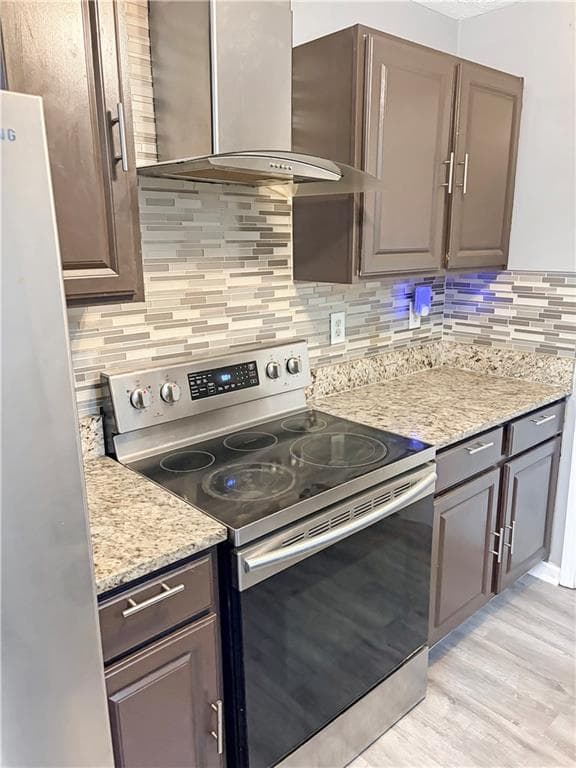 3 bedroom, 2 bathroom, 1,292 sq ft condominium for sale at 6203 Fairington Ridge Circle, Lithonia, GA 30038 — photo 3