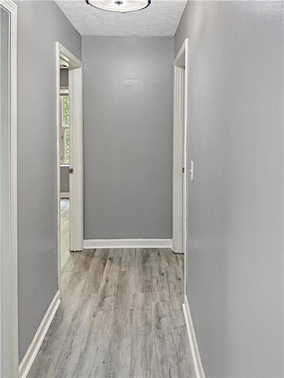 3 bedroom, 2 bathroom, 1,292 sq ft condominium for sale at 6203 Fairington Ridge Circle, Lithonia, GA 30038 — photo 8