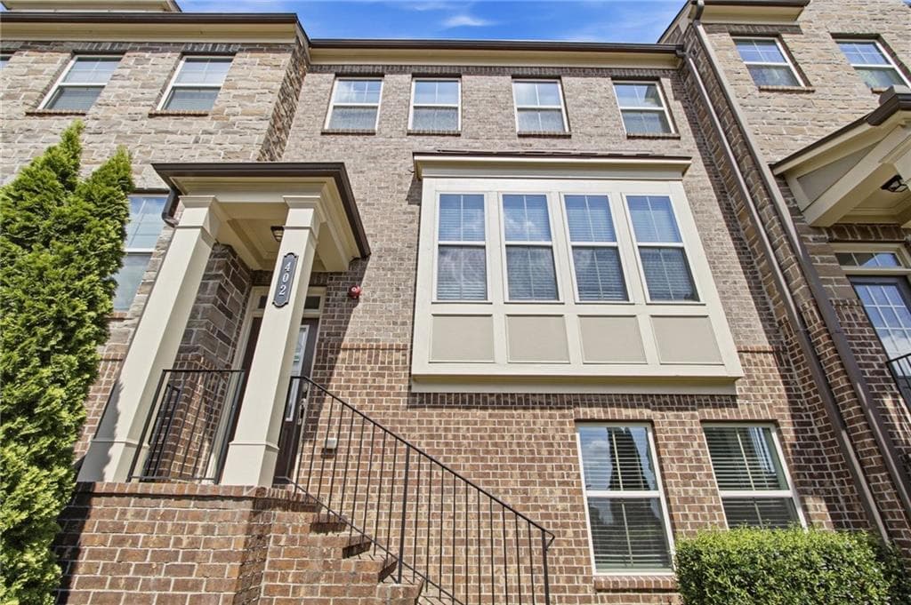 3 bedroom, 4 bathroom, 2,267 sq ft single family residence for sale at 402 Montclair Court, Woodstock, GA 30188
