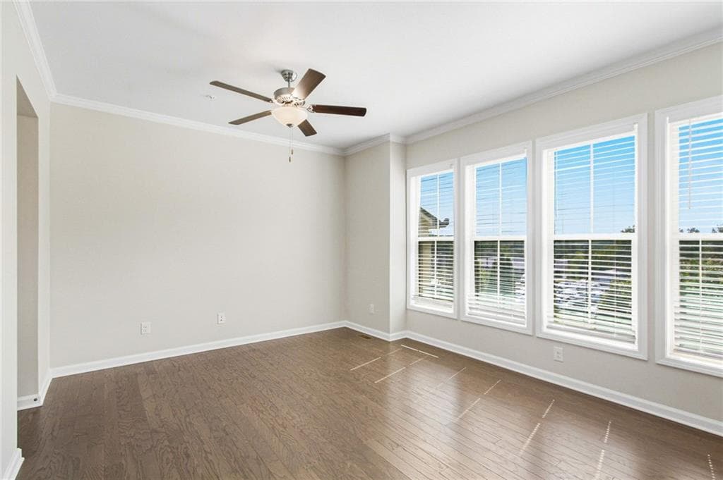 3 bedroom, 4 bathroom, 2,267 sq ft single family residence for sale at 402 Montclair Court, Woodstock, GA 30188 — photo 7