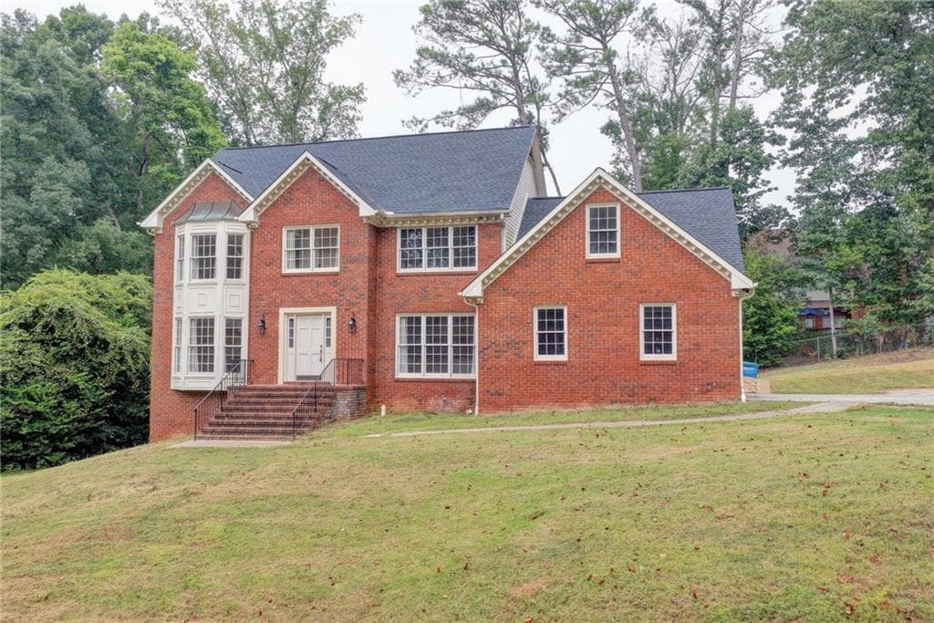 4 bedroom, 3 bathroom, 3,768 sq ft single family residence for sale at 4785 Masters Court, Duluth, GA 30096 — photo 2