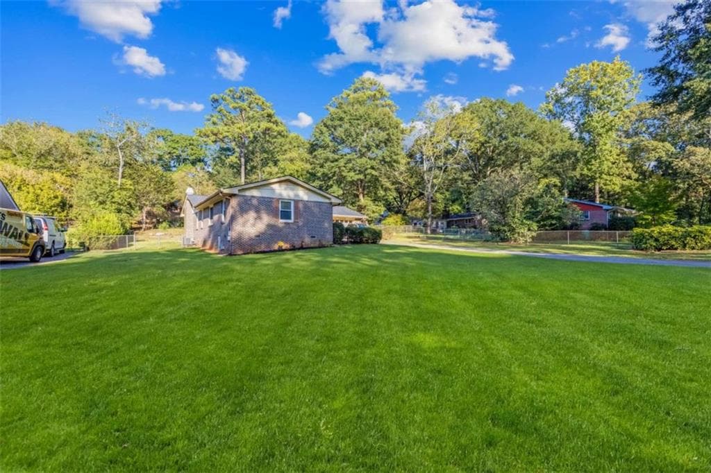 3 bedroom, 2 bathroom, 1,822 sq ft single family residence for sale at 191 MURPHY Avenue, Lawrenceville, GA 30044 — photo 2