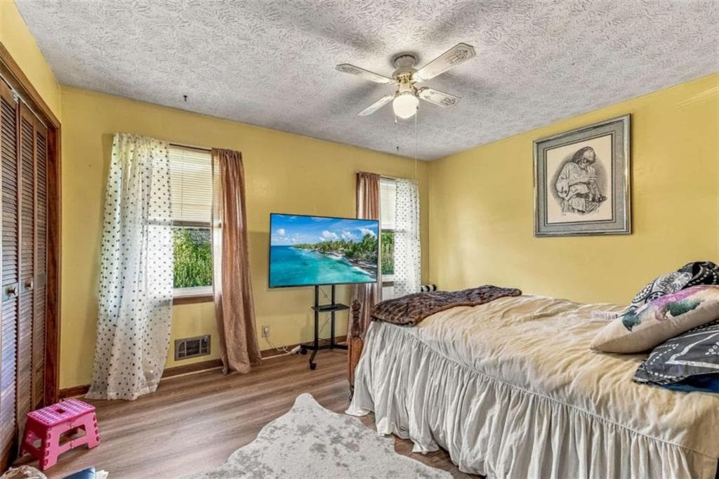 3 bedroom, 2 bathroom, 1,822 sq ft single family residence for sale at 191 MURPHY Avenue, Lawrenceville, GA 30044 — photo 10