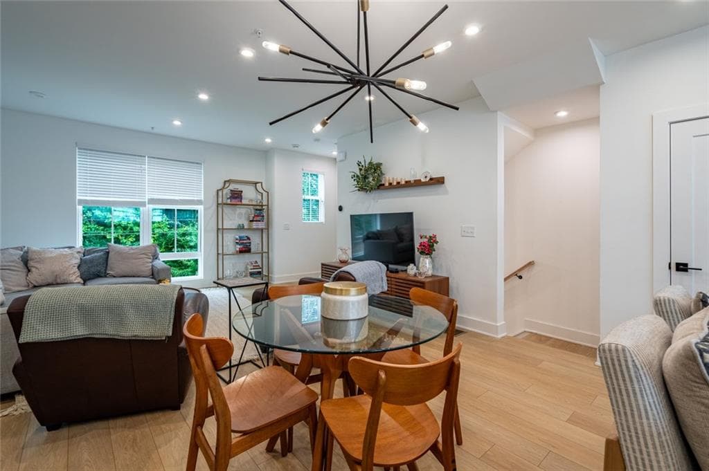 3 bedroom, 4 bathroom, 1,814 sq ft townhouse for sale at 1840 Gotham Lane, Atlanta, GA 30324 — photo 6