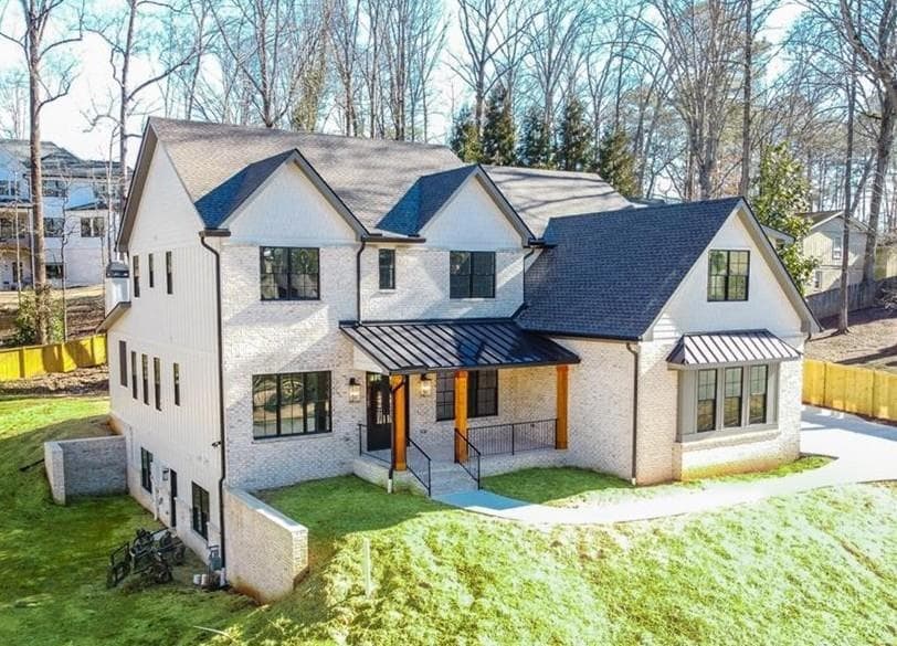 6 bedroom, 7 bathroom, 7,000 sq ft single family residence for sale at 506 OLD HARBOR Drive, Sandy Springs, GA 30328 — photo 3