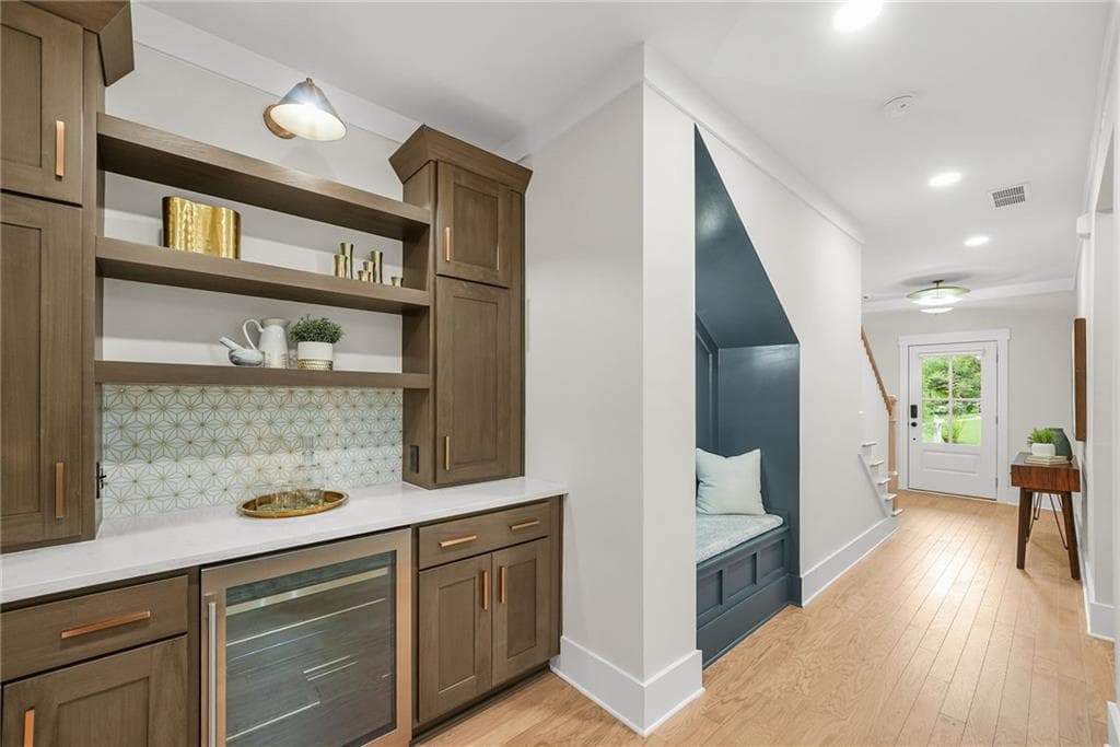 4 bedroom, 3 bathroom, 2,500 sq ft single family residence for sale at 347 Seventh Avenue, Scottdale, GA 30079 — photo 5