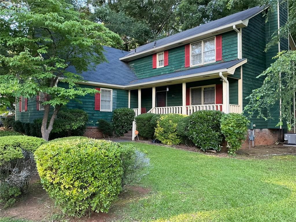 4 bedroom, 3 bathroom, 2,479 sq ft single family residence under contract at 1454 Albans Court, Lithonia, GA 30058