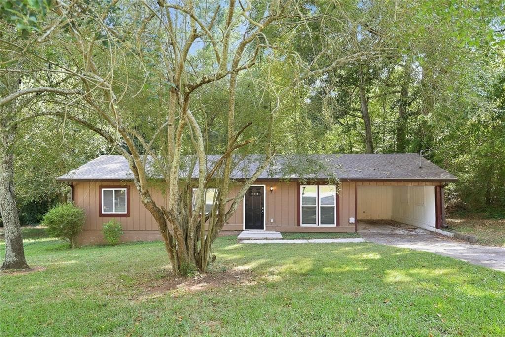 3 bedroom, 1 bathroom, 1,080 sq ft single family residence for rent at 10140 Morris Drive, Covington, GA 30014 for $1,380 a month