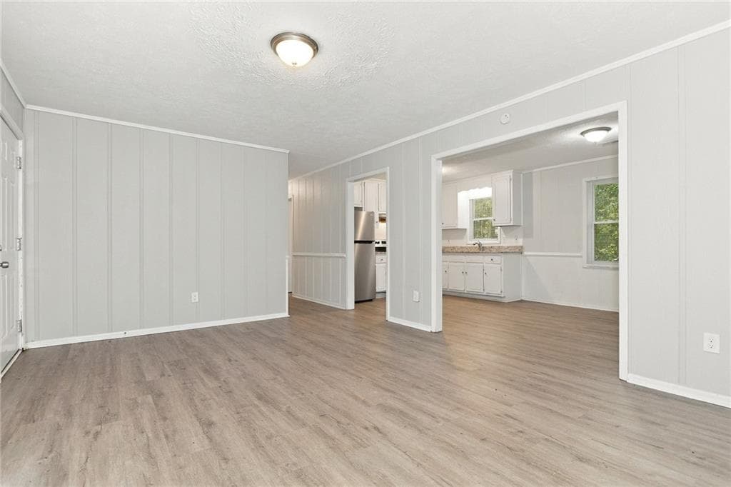 3 bedroom, 1 bathroom, 1,080 sq ft single family residence for rent at 10140 Morris Drive, Covington, GA 30014 for $1,380 a month — photo 5
