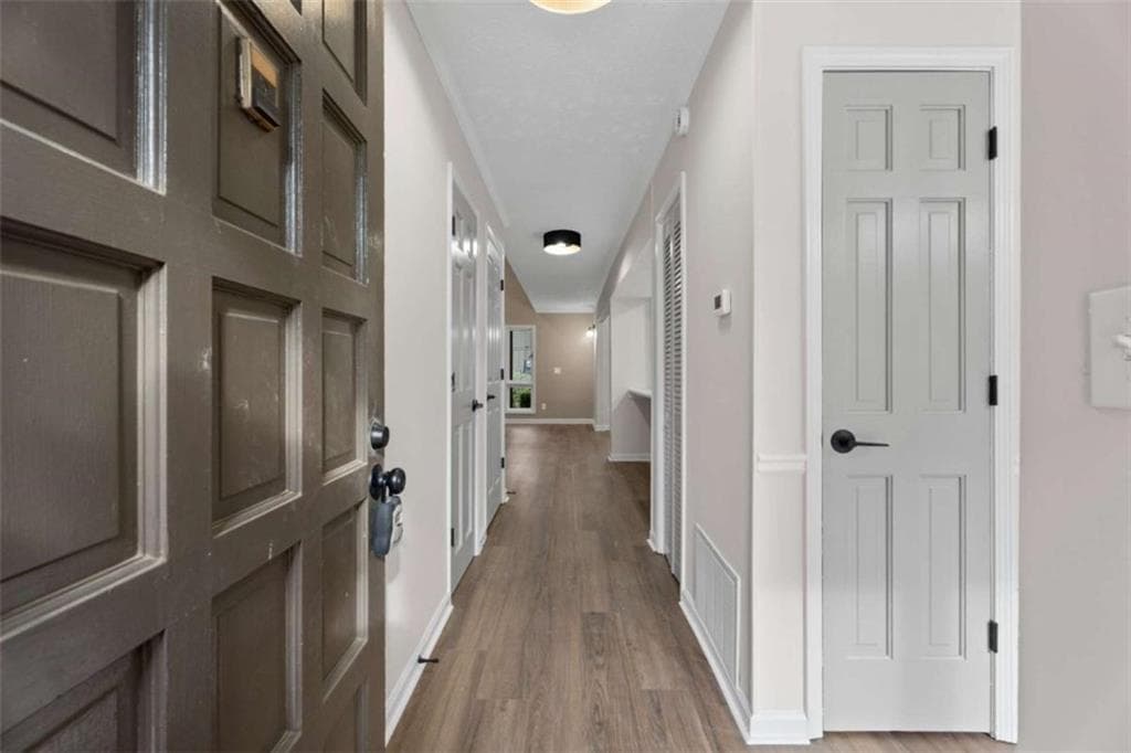 3 bedroom, 3 bathroom, 1,856 sq ft condominium for sale at 915 Cedar Creek, Marietta, GA 30067 — photo 8