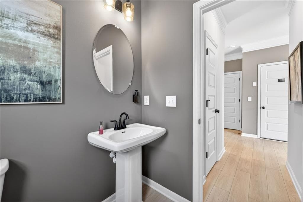 4 bedroom, 3 bathroom, 2,372 sq ft single family residence for sale at 108 Alcovy Trail, Calhoun, GA 30701 — photo 6