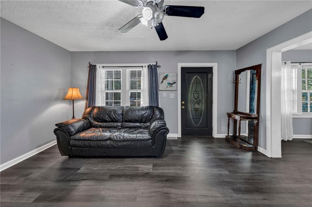 3 bedroom, 3 bathroom, 2,910 sq ft single family residence for sale at 1011 Rainey Road, Temple, GA 30179 — photo 7