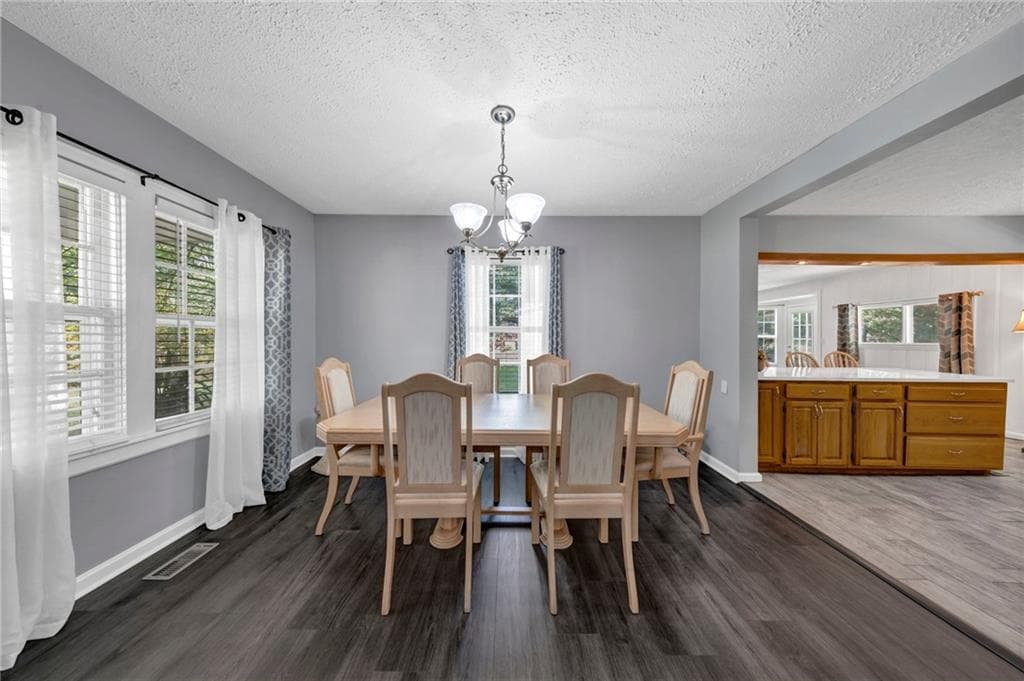 3 bedroom, 3 bathroom, 2,910 sq ft single family residence for sale at 1011 Rainey Road, Temple, GA 30179 — photo 9
