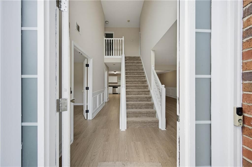 5 bedroom, 3 bathroom, 3,377 sq ft single family residence for sale at 2023 Tulip Petal Road, Auburn, GA 30011 — photo 2