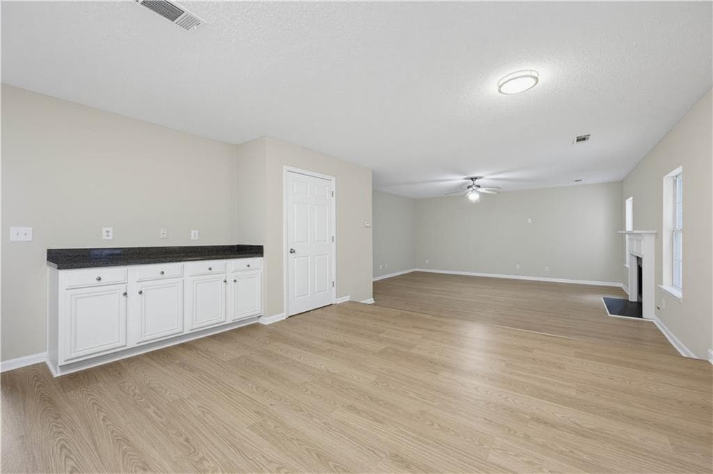 5 bedroom, 3 bathroom, 3,377 sq ft single family residence for sale at 2023 Tulip Petal Road, Auburn, GA 30011 — photo 10