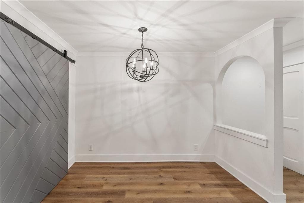 2 bedroom, 2 bathroom, 848 sq ft condominium for sale at 143 Amherst Place, Atlanta, GA 30327 — photo 9