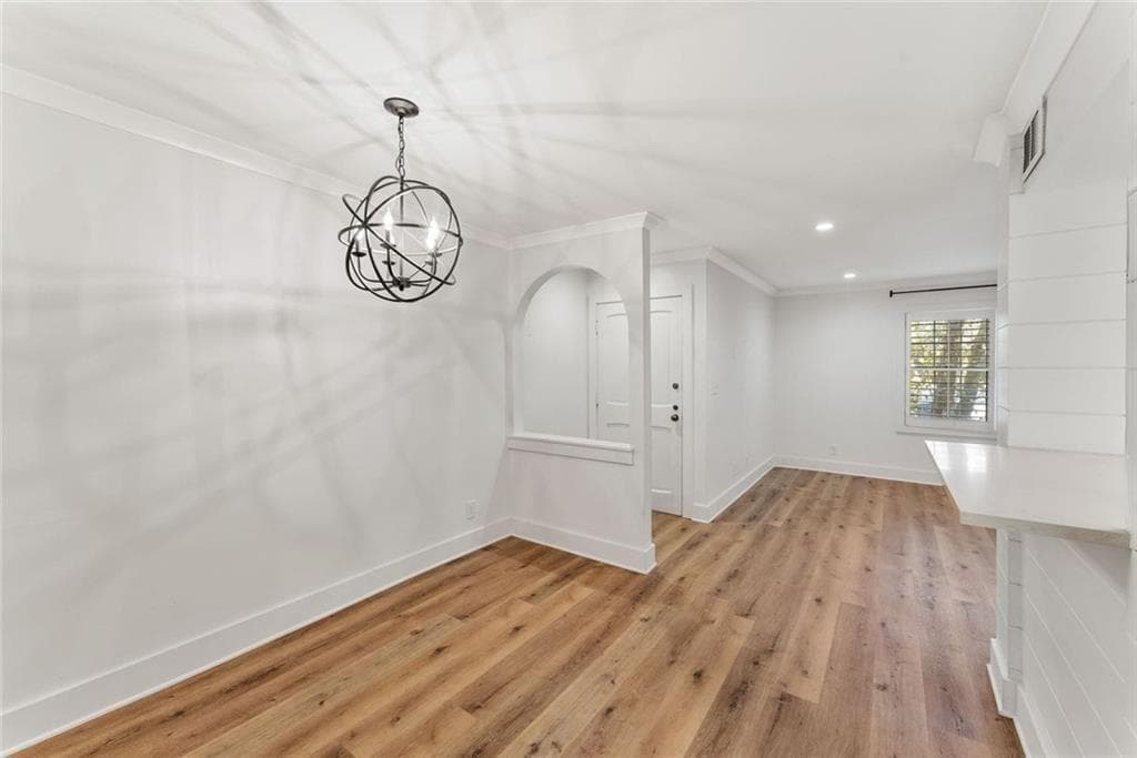 2 bedroom, 2 bathroom, 848 sq ft condominium for sale at 143 Amherst Place, Atlanta, GA 30327 — photo 10